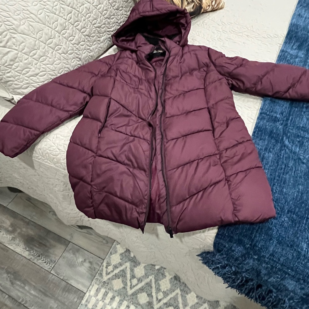 Women's Plum Puffer Jacket